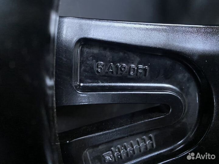 Оригинальные колеса BMW 7 series VII G70 R21