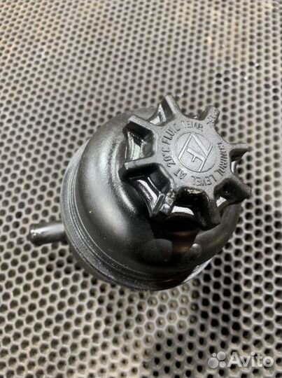 Бачок Гур Опель Омега Б Opel Omega B