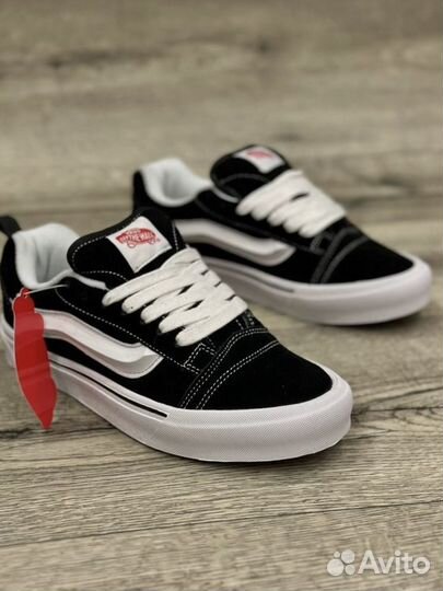 Vans Knu Skool