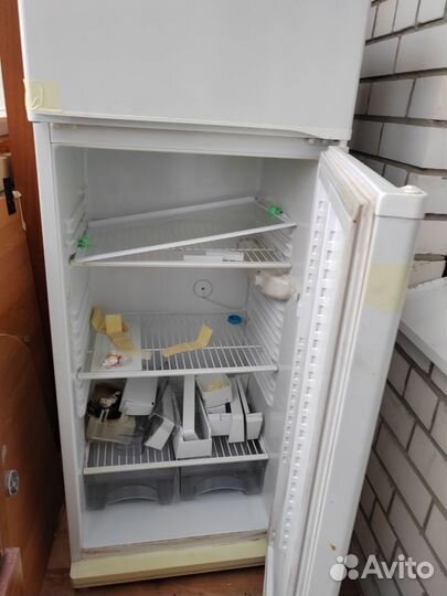 Холодильник атлант на запчасти