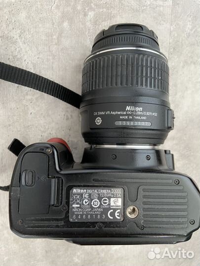 Зеркальный фотоаппарат Nikon D3000