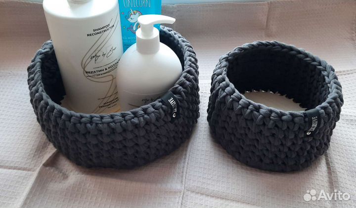 Декоративные вязаные корзинки