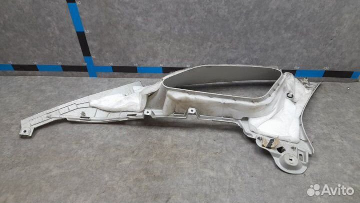 Накладка стойки задняя правая Лада Веста Кросс 1.6