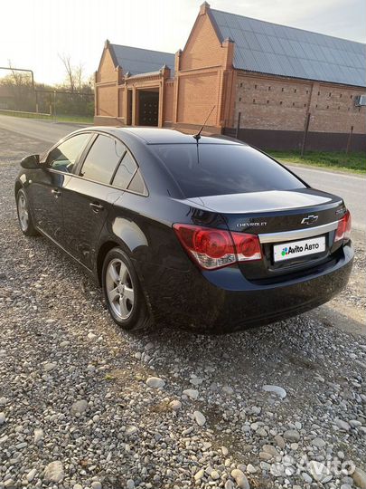 Chevrolet Cruze 1.8 AT, 2012, 195 000 км