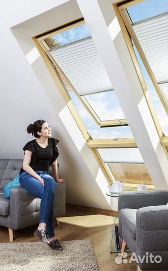 Москитная сетка и шторы на мансардное окно