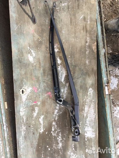 Поводок стеклоочистителя Cadillac CTS 2