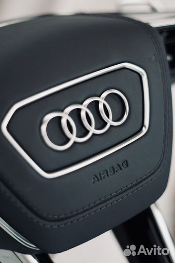 Руль Audi с обогревом RS6/RS7