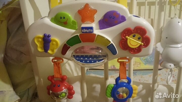 Музыкальный развивающий центр Chicco для малышей