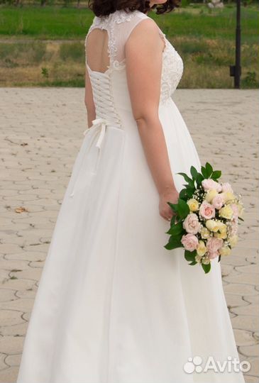 Платье свадебное