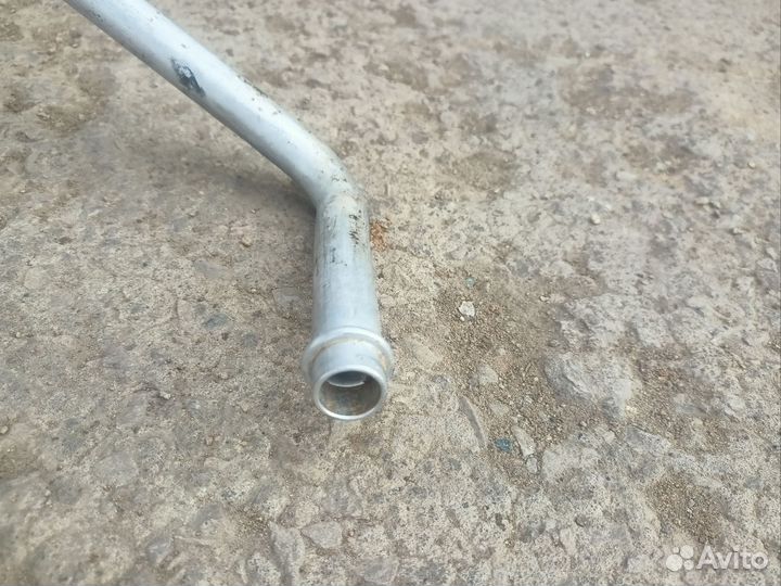 Трубка кондиционера Mitsubishi Pajero 2