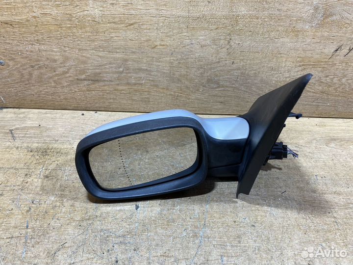 Зеркало левое Renault Megane 2 Арт. 7720847