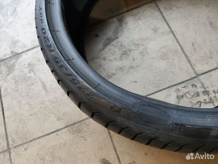 Pirelli P Zero 225/35 R20 90Y