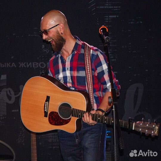 Гитарист и певец на мероприятие (читайте текст)