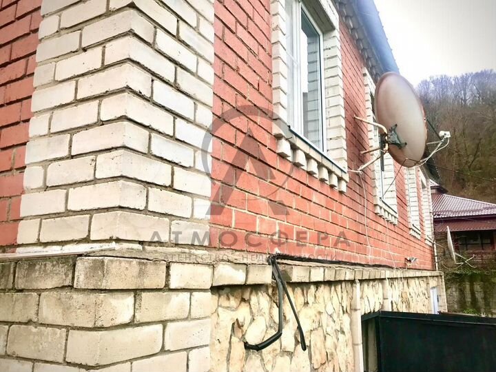 Дом 245,5 м² на участке 9,9 сот.