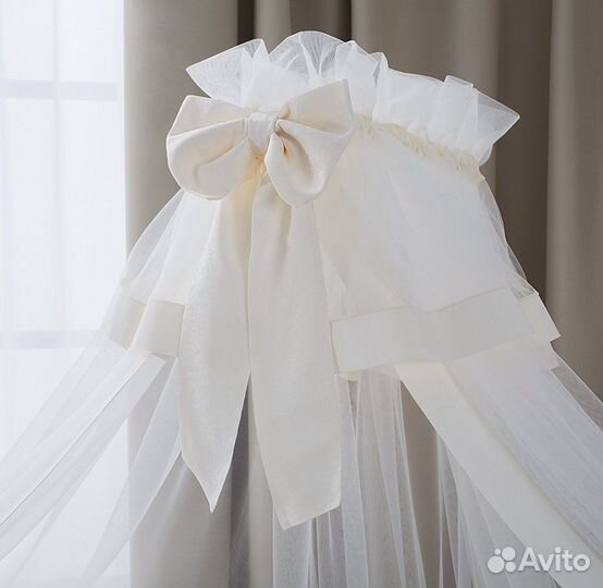 Балдахин в детскую кроватку цвет шампань