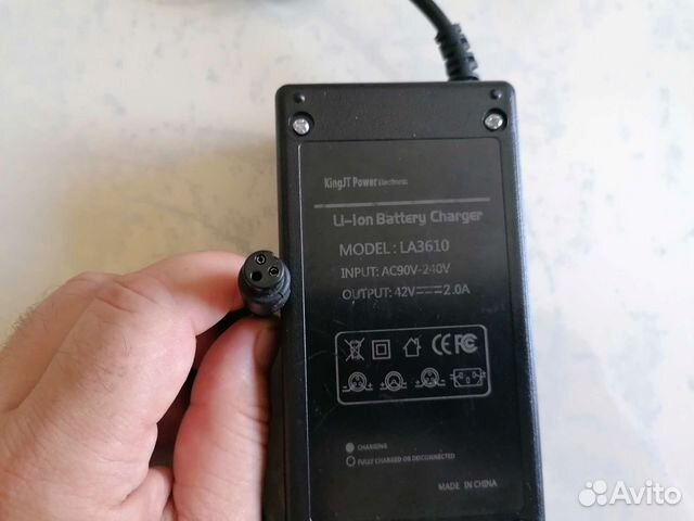 Зарядное устройство для гироскутера