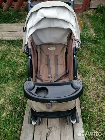Прогулочная коляска graco