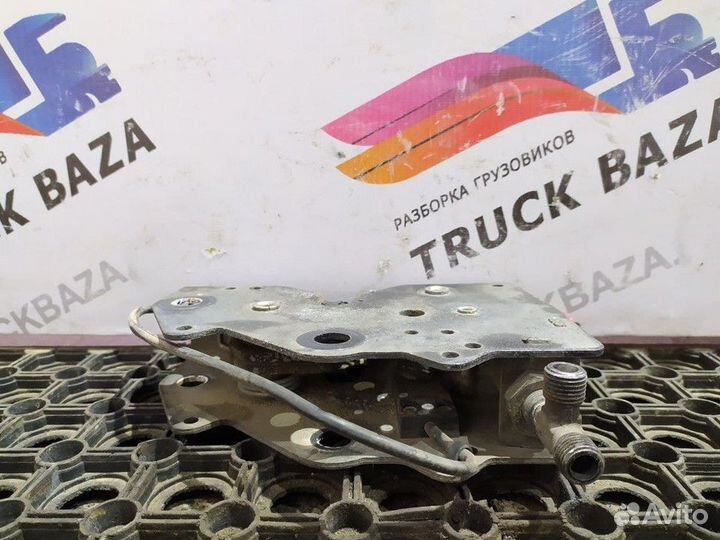 Замок кабины правый Daf XF105