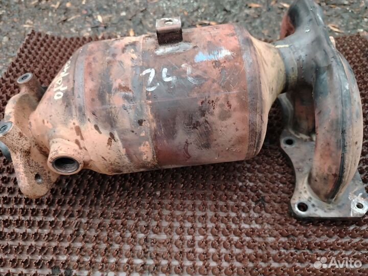 Выпускной коллектор G4NA с катализатором