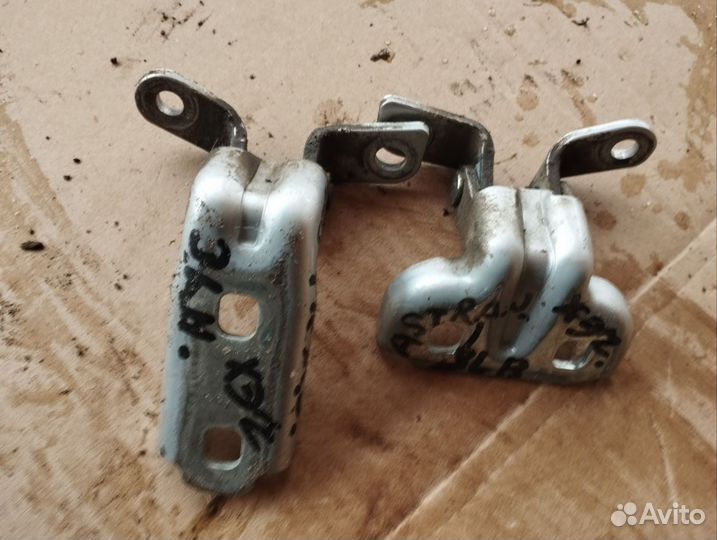 Петли задней левой двери Opel Astra J Хетчбэк