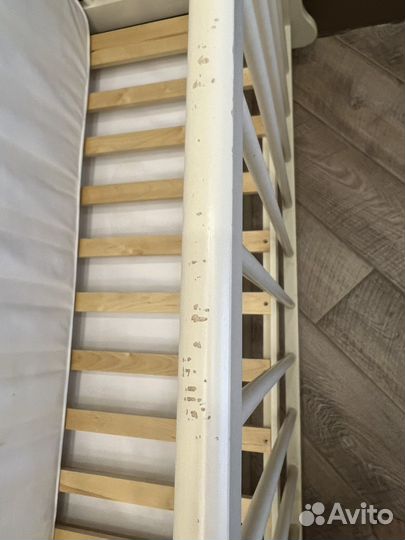 Детская кроватка с маятником Можга