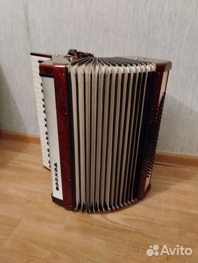 Продам аккордеон советский 