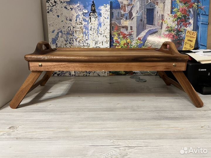 Столик для завтрака из дерева гевея