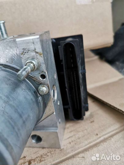 Блок ABS infiniti fx37