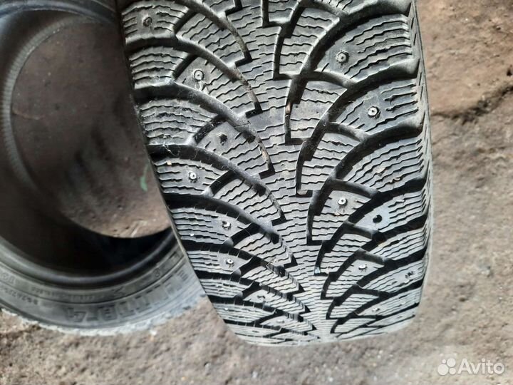 Nokian Tyres Hakkapeliitta 4 195/60 R15