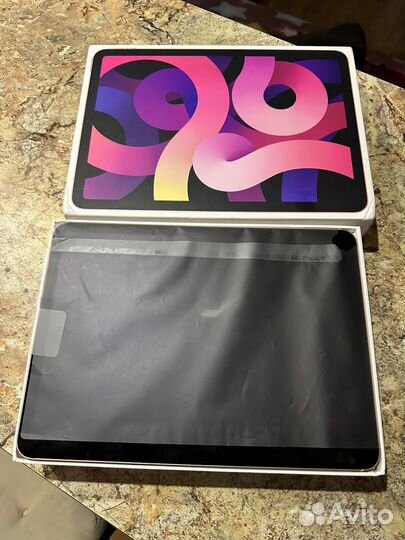 iPad Air (4-го поколения) Wi-Fi + Cellular
