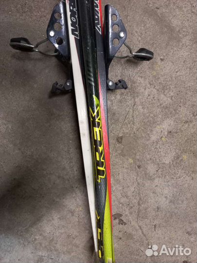 Беговые лыжи