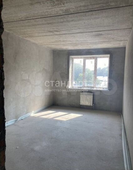 2-к. квартира, 81,2 м², 2/6 эт.