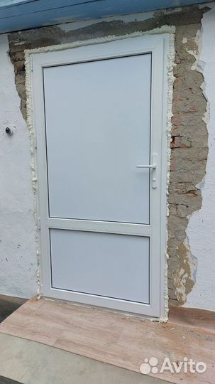 Дверь входная пвх
