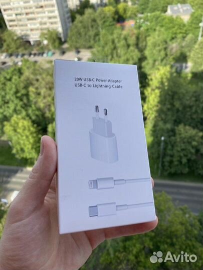 Зарядка айфон адаптер 20w + кабель lightnining