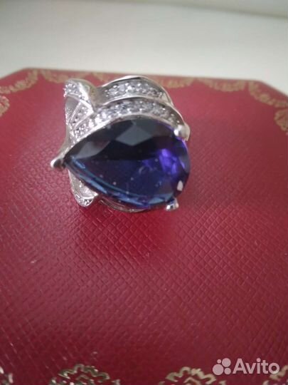 Серебряное кольцо