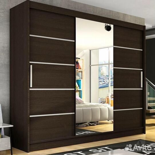 Шкаф с полками