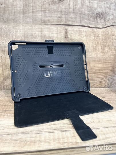 Чехол UAG для iPad 10.9
