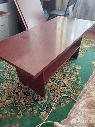 Стол журнальный