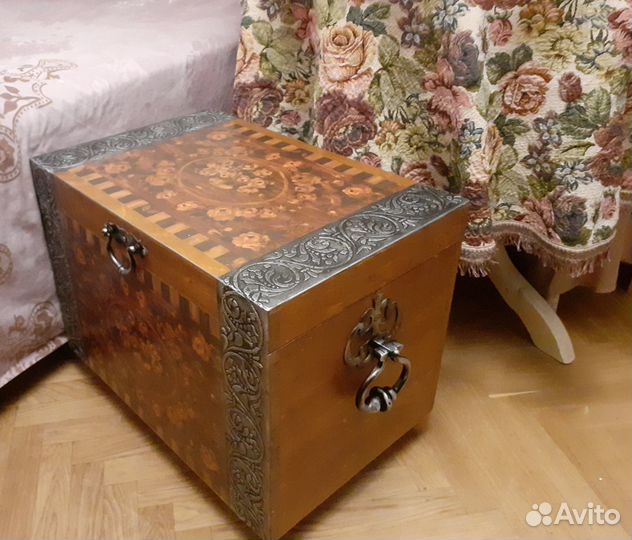 Сундук большой деревянный