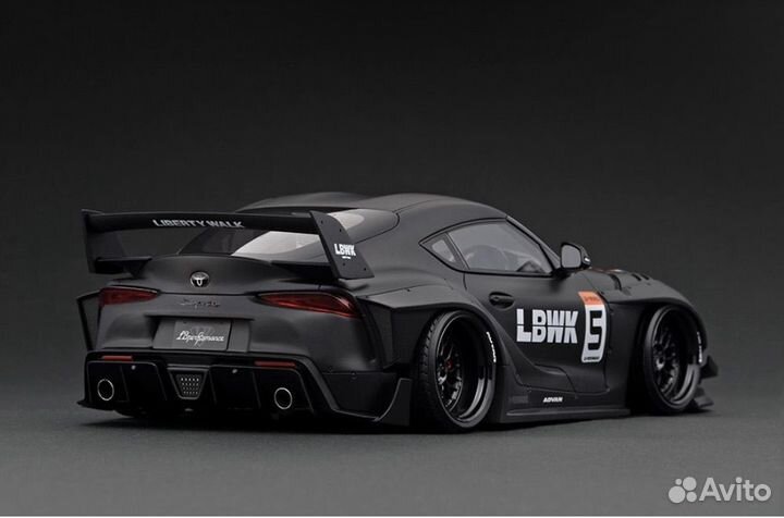 Коллекционная модель Toyota Supra A90 1:18