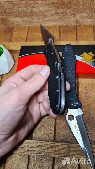 Нож Spyderco Police