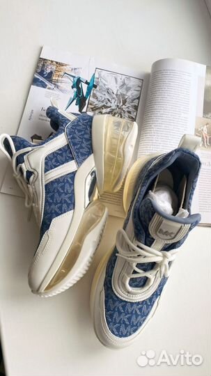 Кроссовки Michael Kors Olympia