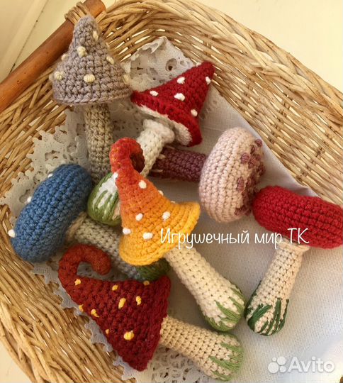 Вязаные игрушки, декор, вязаные грибы