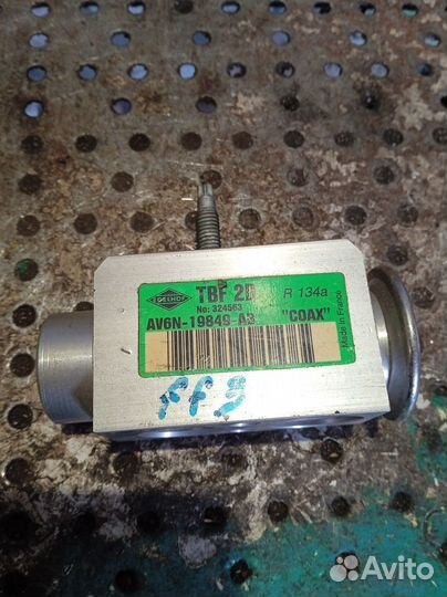 Клапан кондиционера Ford Focus