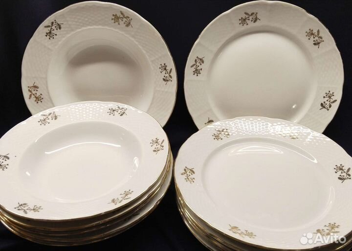 Фарфоровые тарелки 1918-39 г. Thun. Чехословакия