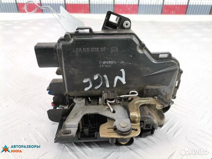 Замок двери передней левой Volkswagen Golf 4 2001