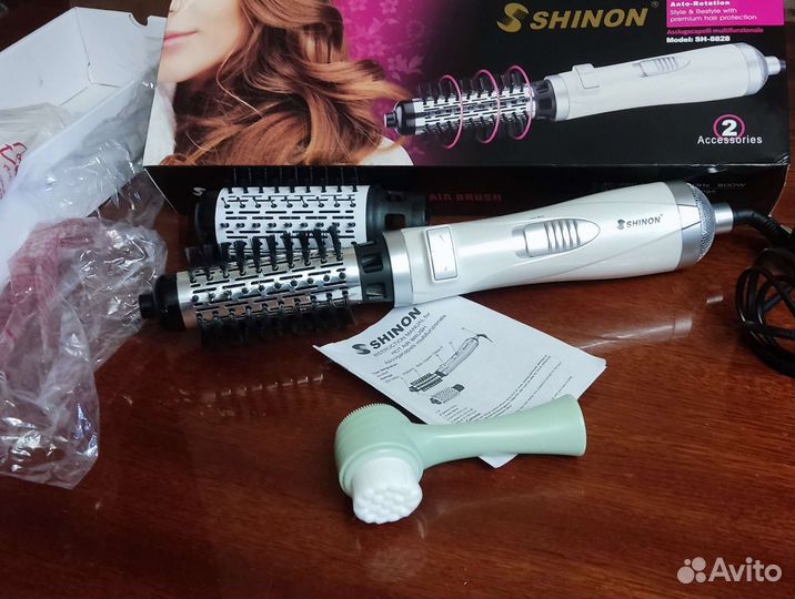 Фен щетка новая в упаковке