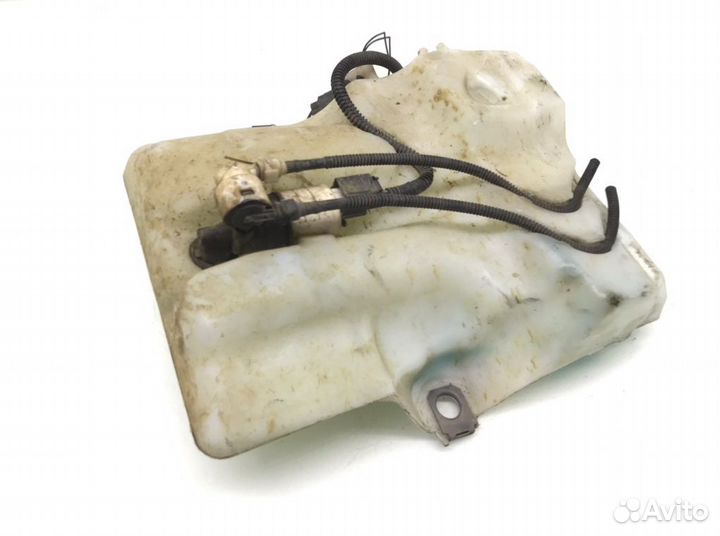 Бачок омывателя Ford Grand C-Max 2.0 tdci 2011