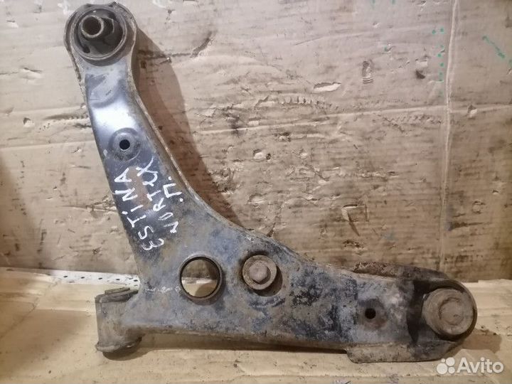 Рычаг передний правый Chery Fora (A21)