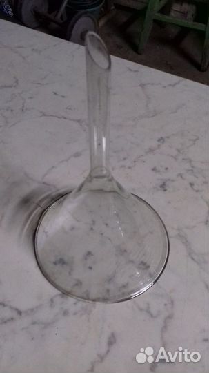 Воронка лабораторная